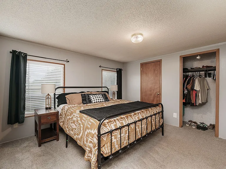 2930 Shale Rock Dr — Photo 15