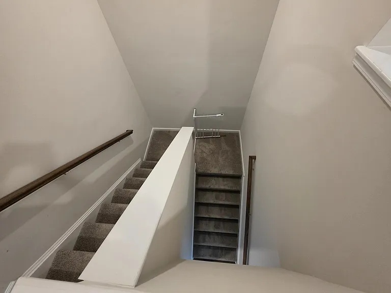 1812 Lacebark Dr — Photo 35
