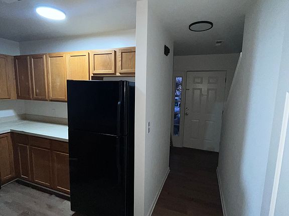Appliances are stainless steel