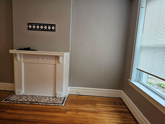 2nd image of 2736 Ann Ave #1