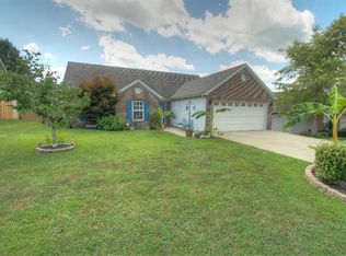 3036 Town Branch Rd, Lexington, KY 40511