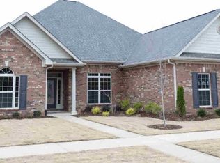 30 Wax Ln, Huntsville, AL 35824