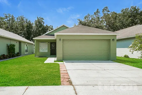 5852 Lake Front Dr Photo 1