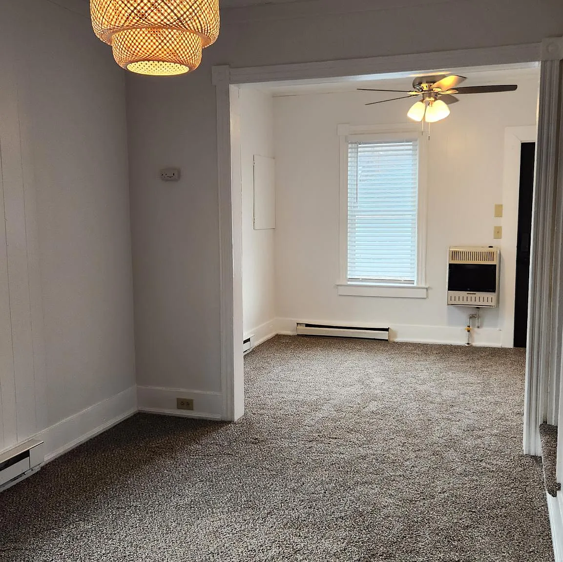 2 bed, 1250 sqft, $1,200 — Photo 3
