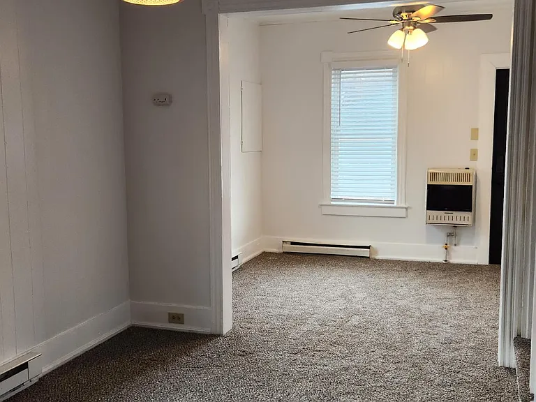 494 Ridge Ave — Photo 3