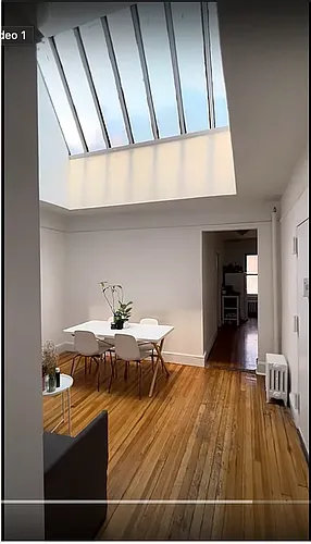 147 W 4th St #TOP Photo 1