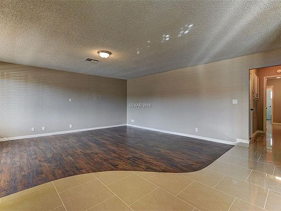 5th image of 3132 Downing Pl