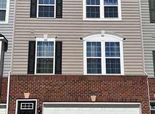 208 Landing Dr, Fredericksburg, VA 22405