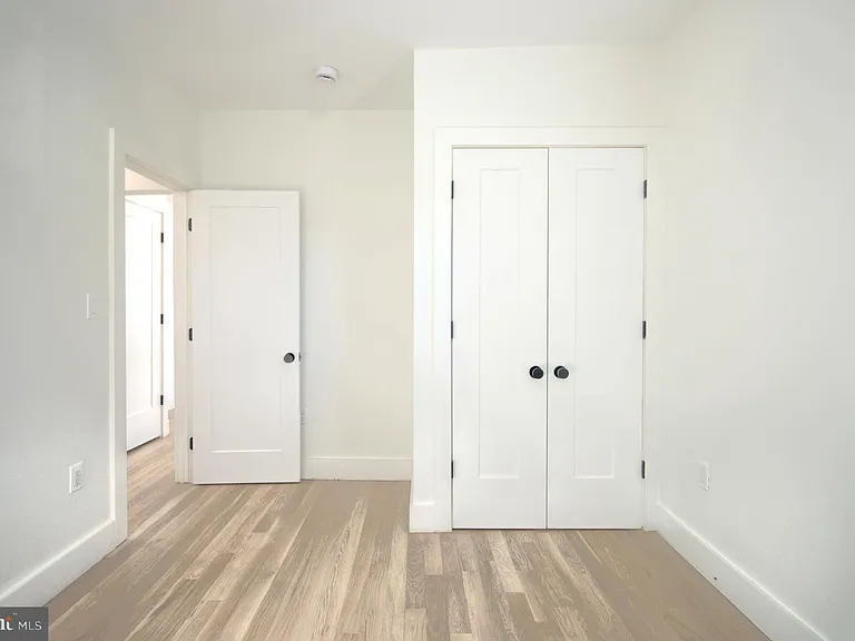 123 Park Ave — Photo 16