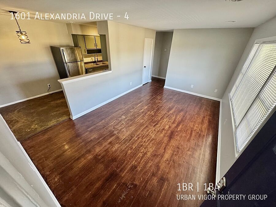 1st image of 1601 Alexandria Dr APT 4