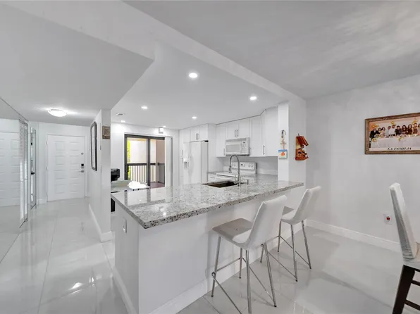 3521 Environ Boulevard #B410, Lauderhill, FL 33319