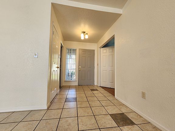 2nd image of 1336 Thomasnell Way
