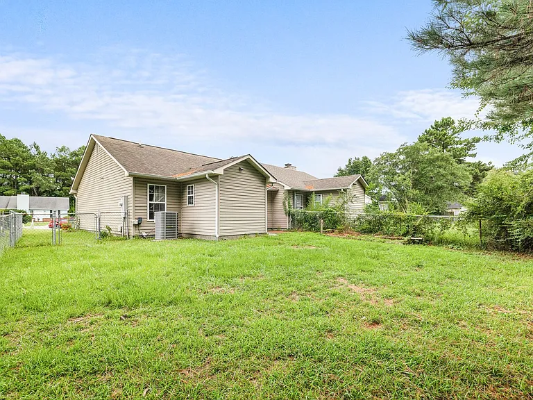 116 Live Oak Ct — Photo 21