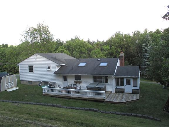 3rd image of 35 Crestmont Ter