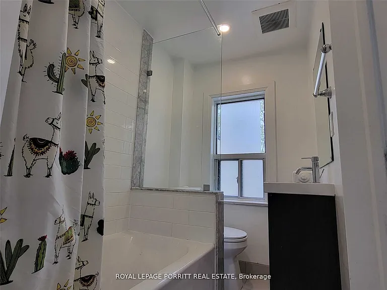 3465 Lake Shore Blvd W #3 — Photo 7