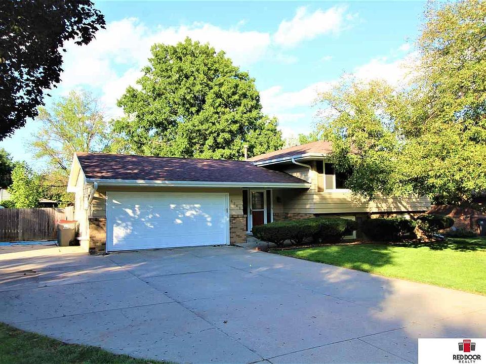 1st image of 6008 Oakridge Dr