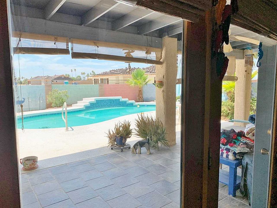 2nd image of 10614 S Del Vista Dr