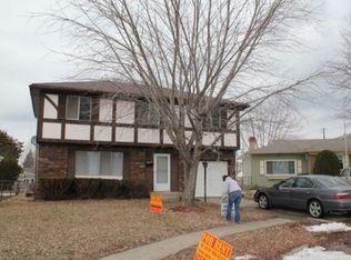 206 Pennsylvania Ct, Indianapolis, IN