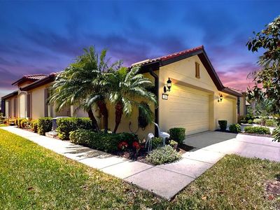 334 Mystic Falls Dr, Apollo Beach, FL, 33572
