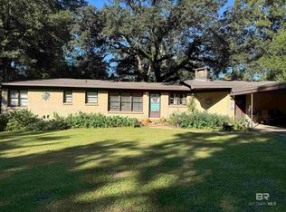 22173 1st St, Silverhill, AL 36576