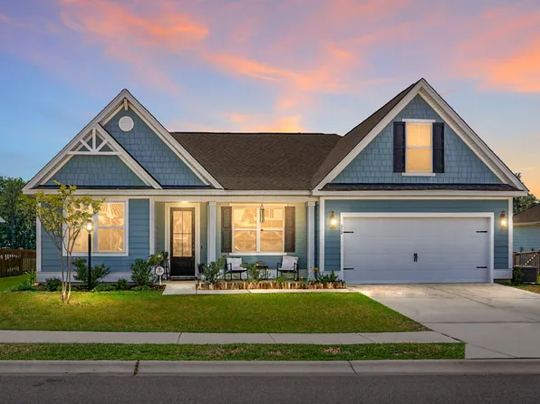 658 Black Pine Rd, Moncks Corner, SC 29461