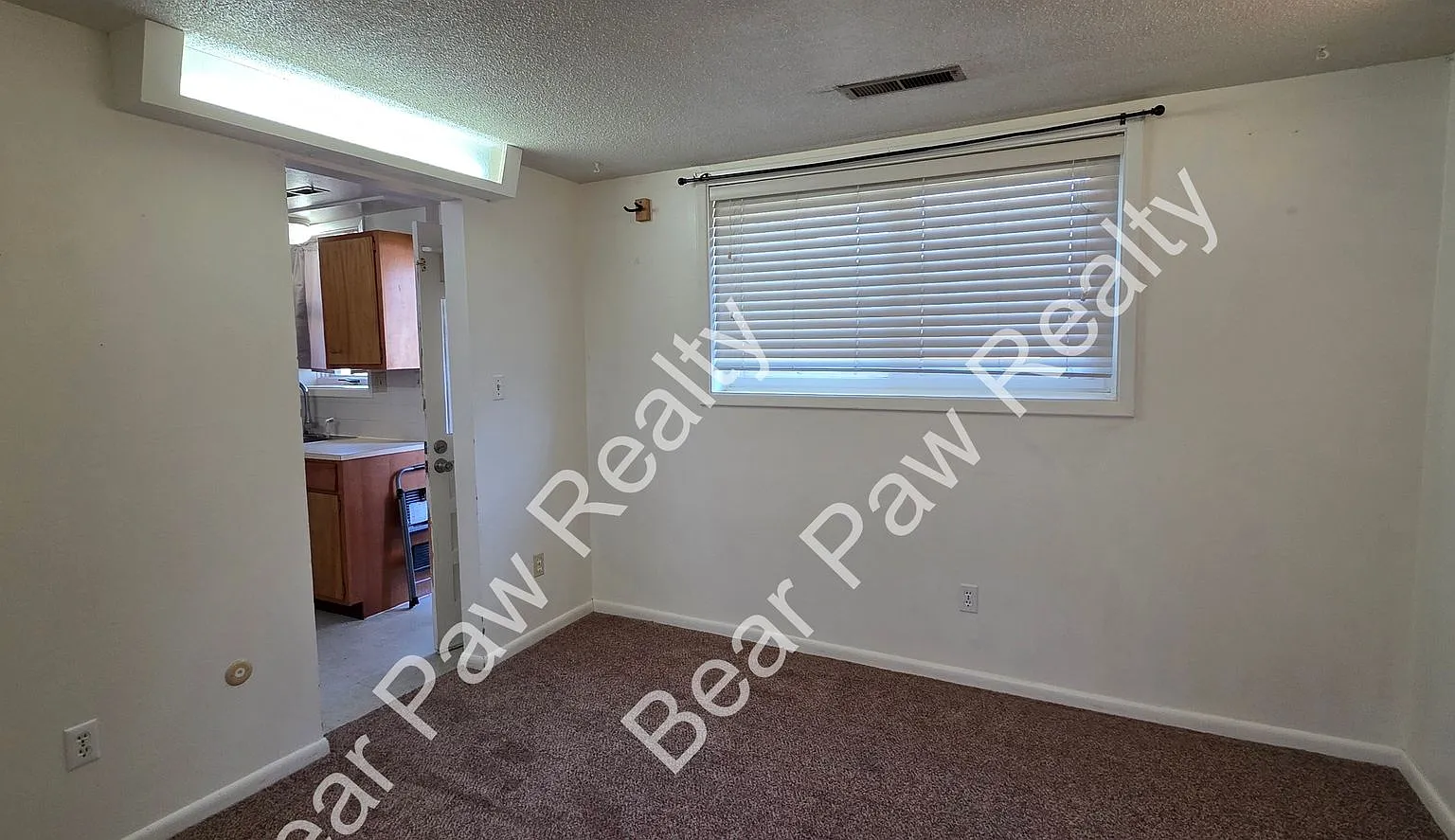 1889 Cherry Ct — Photo 3