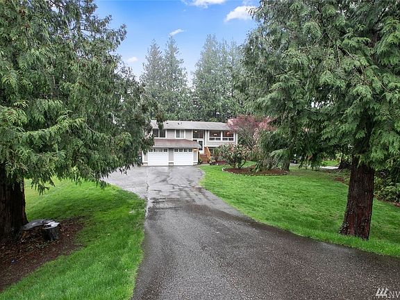 2nd image of 43607 SE 142nd St