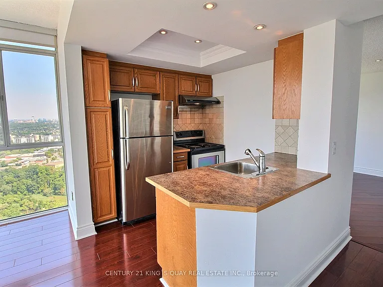 7 Concorde Pl #3709 — Photo 11