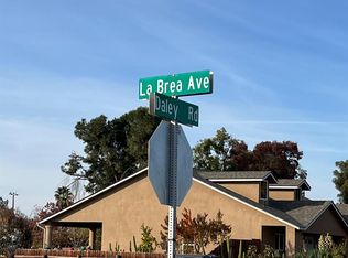 26 Daley Rd, Madera, CA 93638