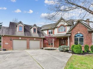 9950 Thoroughbred Ln, Cincinnati, OH 45231