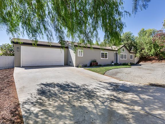 5th image of 1764 Galloway Ln