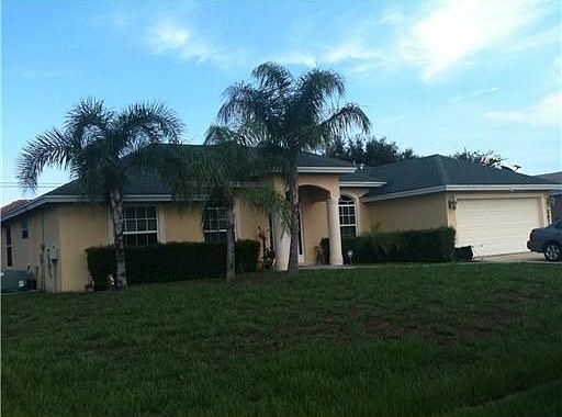 Home For Sale In Port Saint Lucie