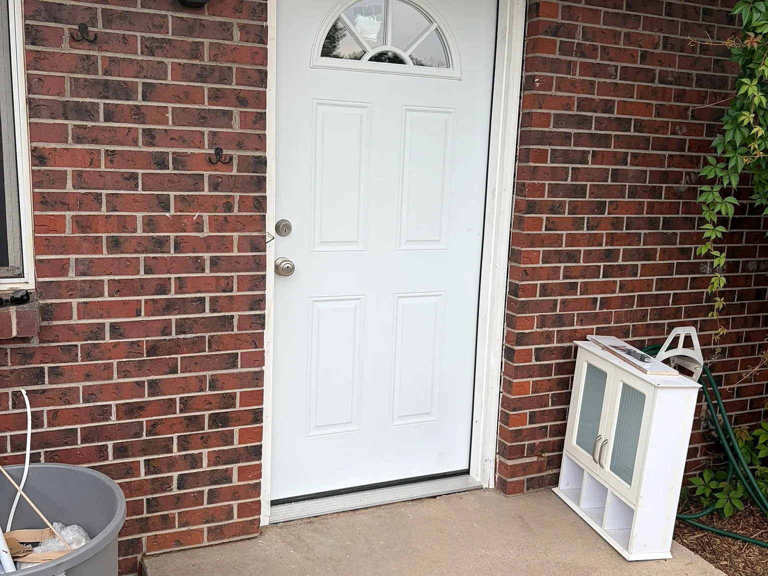 2 bed, 900 sqft, $1,800 — Photo 2