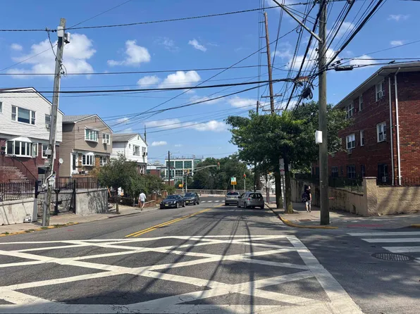 445 Ogden Avenue image 10 of 10