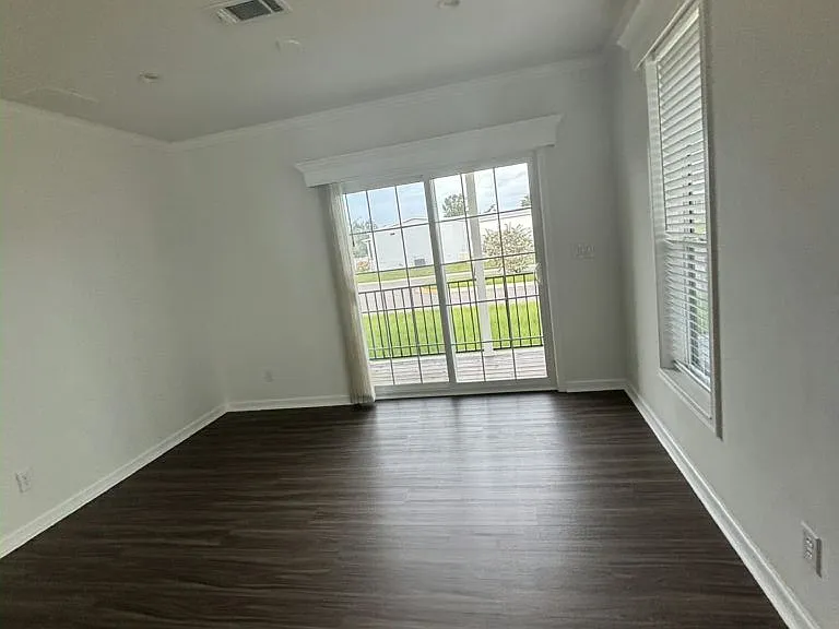 1615 Voyager Dr #334 — Photo 10