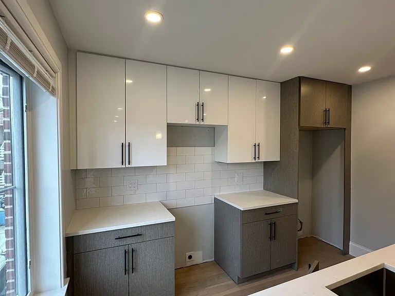 425 Market St #304 — Photo 2