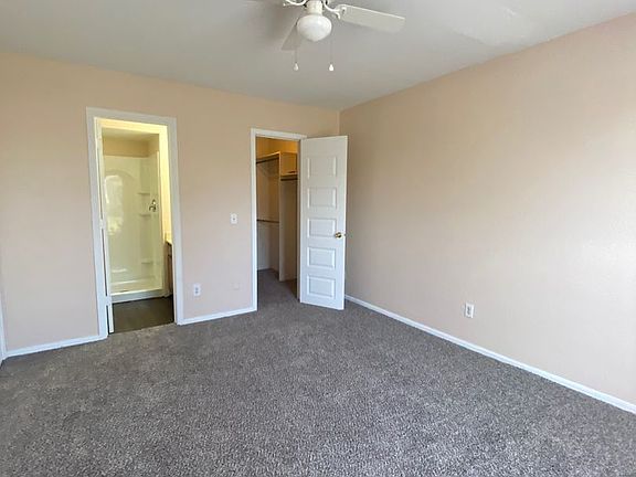 2nd image of 1400 W Lansing St