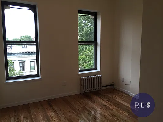 Rented by RES New York | media 1