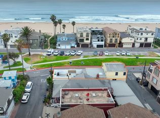 17125 4th St #101, Sunset Beach, CA 90742