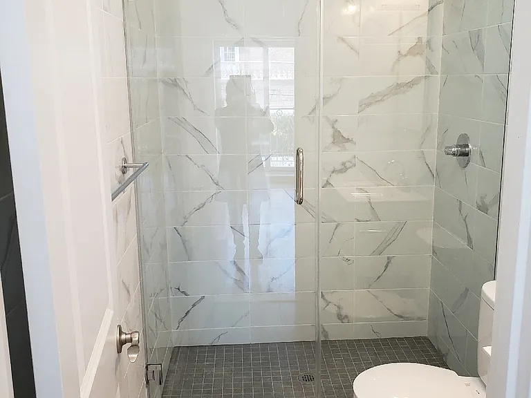 121 Bay 23rd St #3A — Photo 7