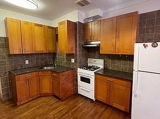 254 4th Ave #4A, Brooklyn, NY 11215