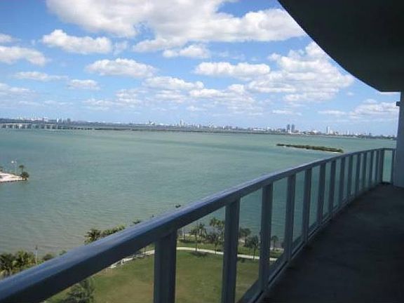 4th image of 1903 N Bayshore Dr