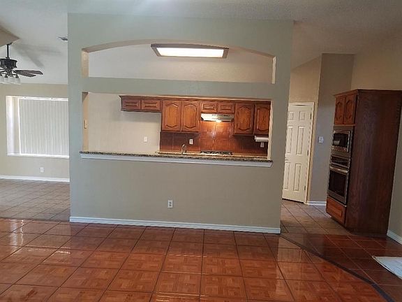 5th image of 2324 Cantura Dr
