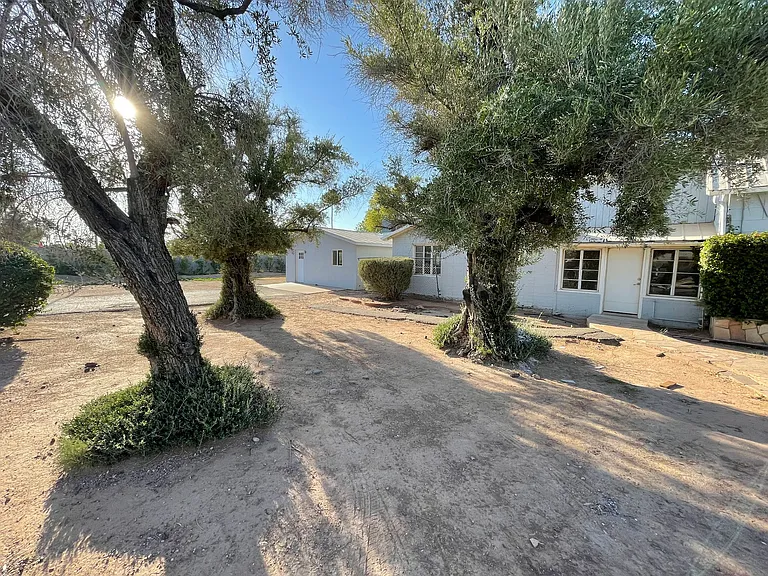 1808 E Loma Vista Dr — Photo 6