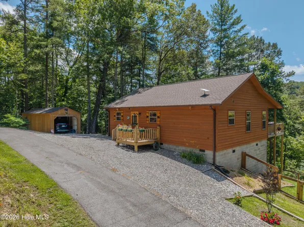 34 Hardwood Trail, Murphy, NC 28906