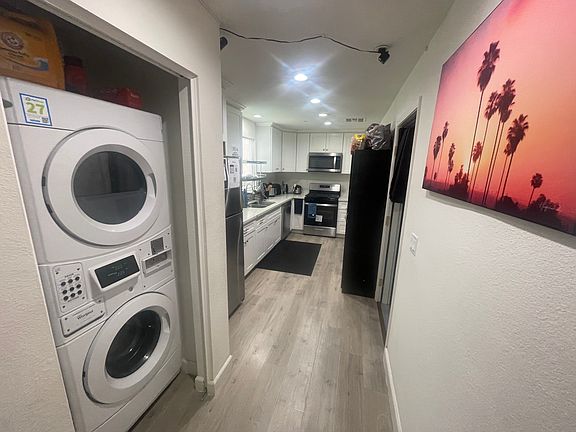 5th image of 866 N Edgemont St #5