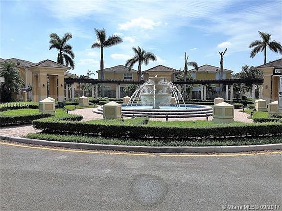 4th image of 11370 SW 137th Ct #11370