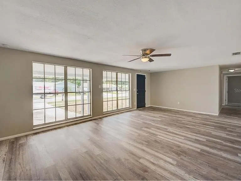 8223 Drycreek Dr — Photo 3