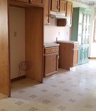 4th image of 822 Joel Cir