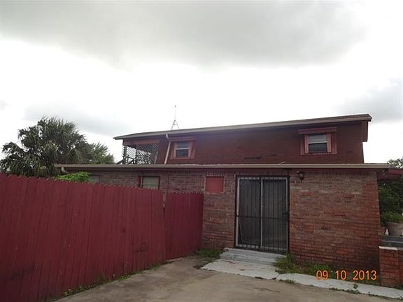 2nd image of 303 W 2nd St